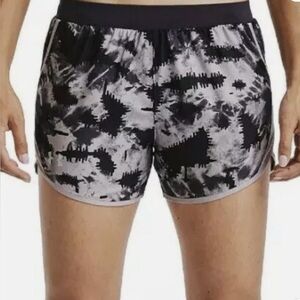 Under Armour Fly By Printed Black and Purple/Gray Patterned Women’s Shorts, M